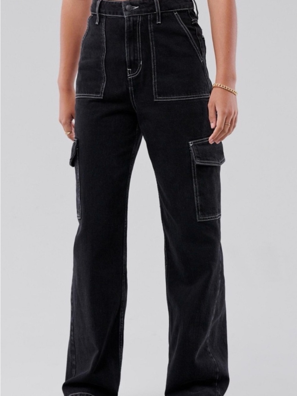 Hollister Social Tourist Ultra High Rise Cargo Wide Leg Jeans- 1R (25 waist)